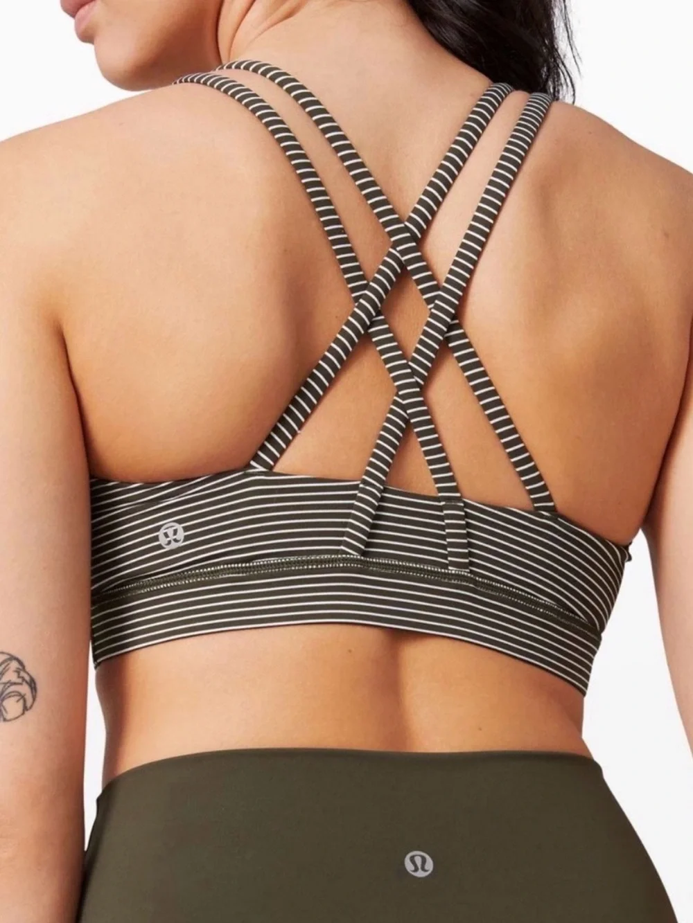 Lululemon Energy Bra in Olive/white, size 8, EUC